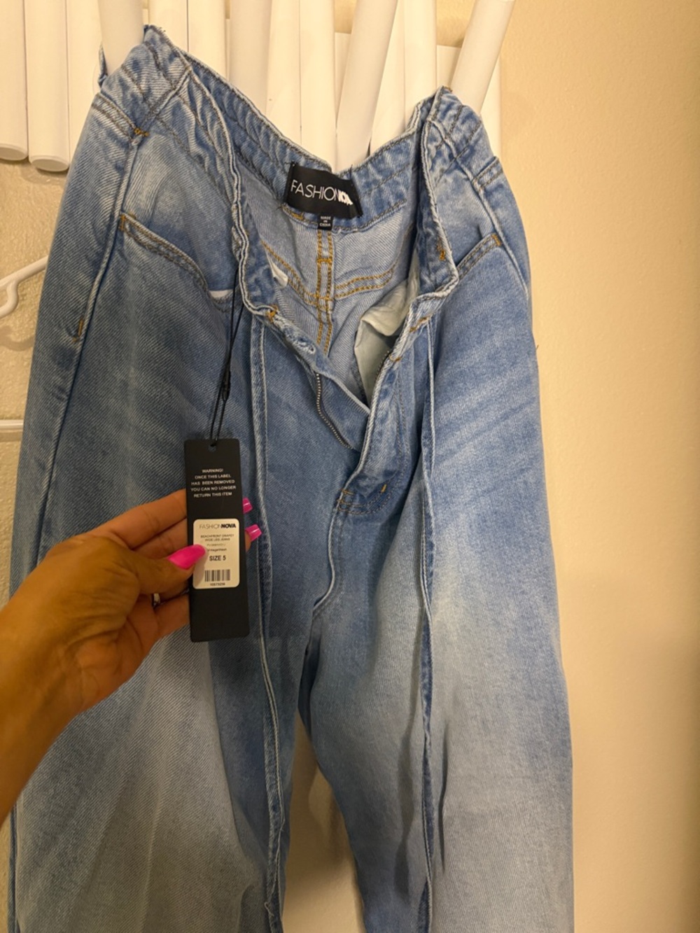Fashion Nova Light Wash Boyfriend Jeans